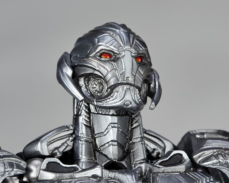 Revoltech Avengers: Age of Ultron - Figure Complex Movie REVO