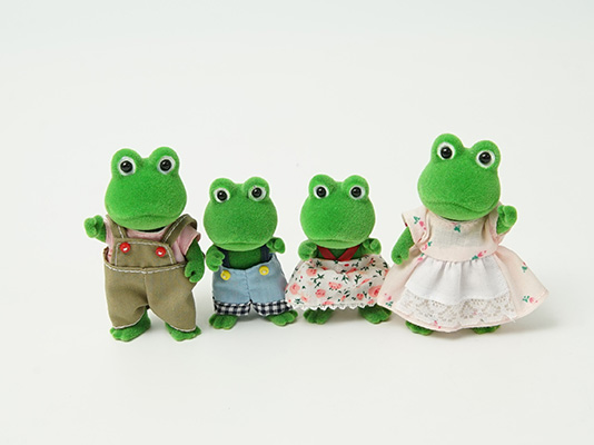 シルバニアファミリー 海外版 カエルファミリーをお売りいただきました