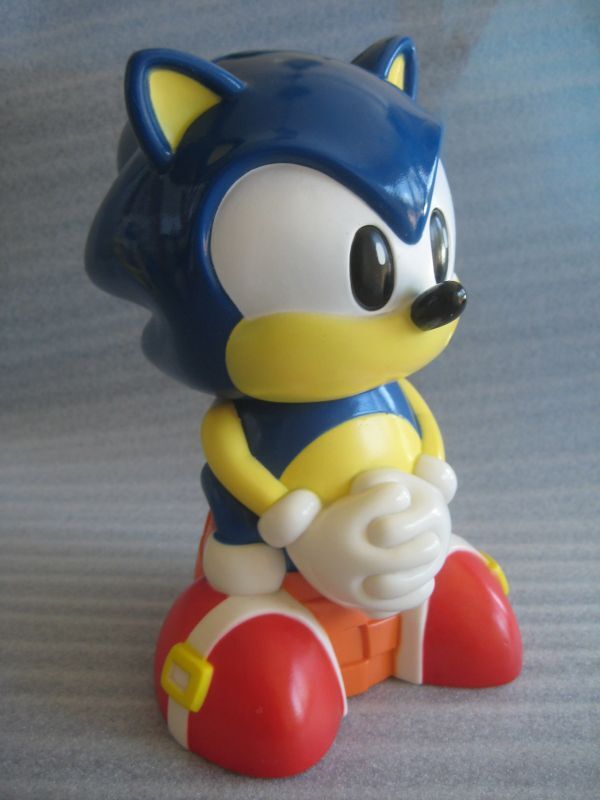 ソニックザヘッジホッグ[フィギュア貯金箱]Sonic the Hedgehog [figure