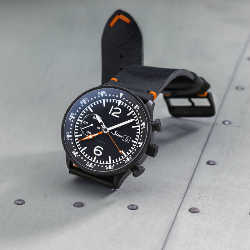 ジン伝統のコックピットクロックが精悍なリストウォッチとなって復活