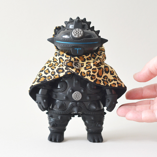 ソフビ製ともだち初号機 大阪髑髏小隊 (Original Black) | 多肉植物