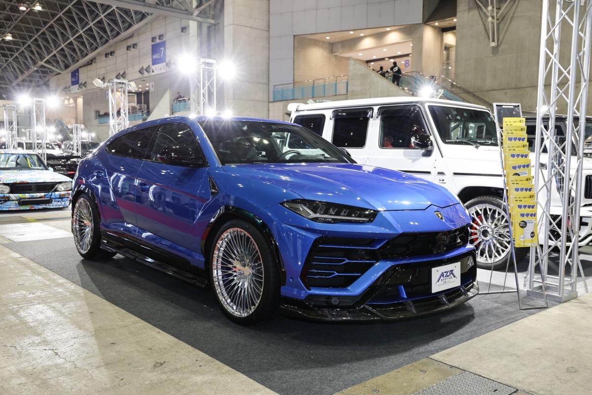 ウルス詳細情報|AZZURRE MOTORING｜オンラインオートサロン