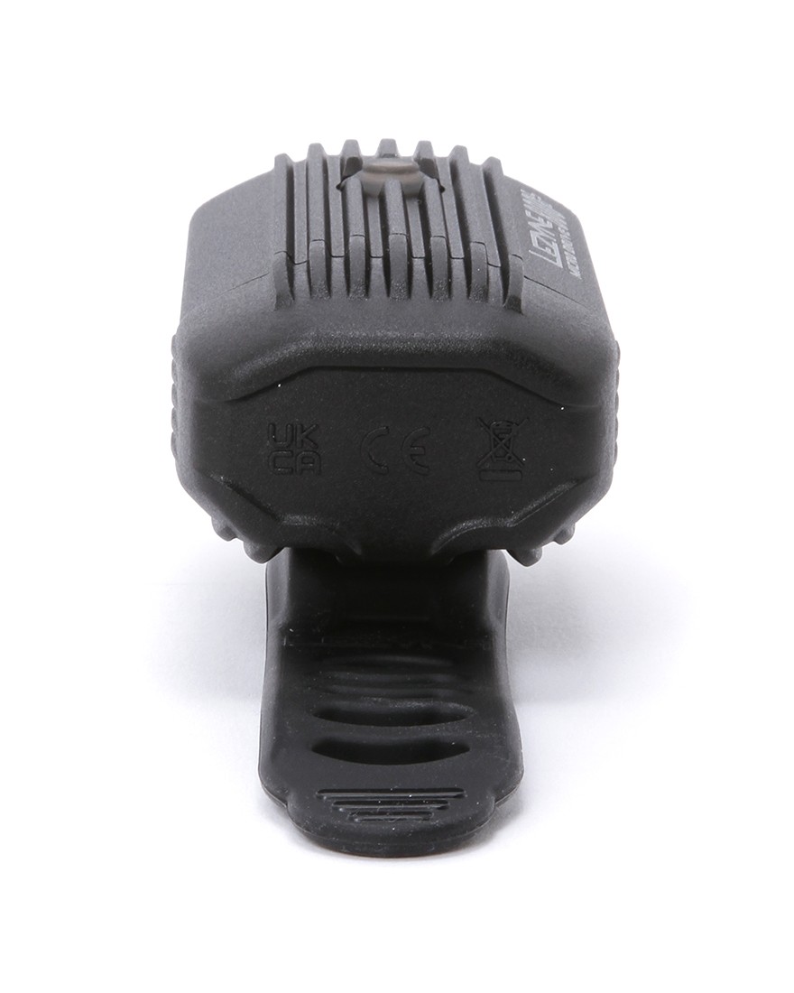 USB充電式フロントライト【MICRO DRIVE 800+】｜LEZYNE（レザイン