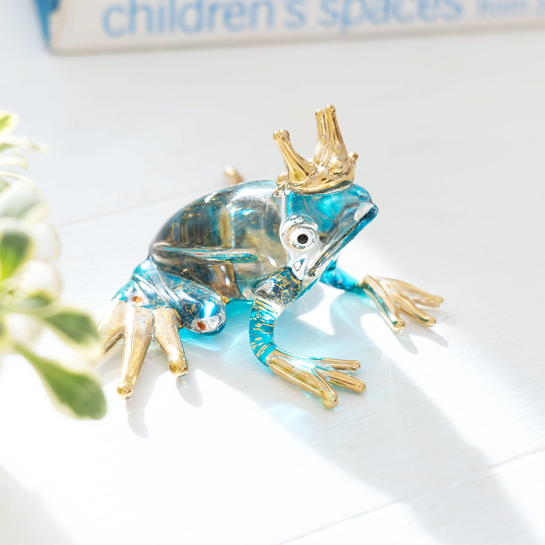 ガラスミニアニマル 王様カエル | トモ・コーポレーション｜世界の民芸
