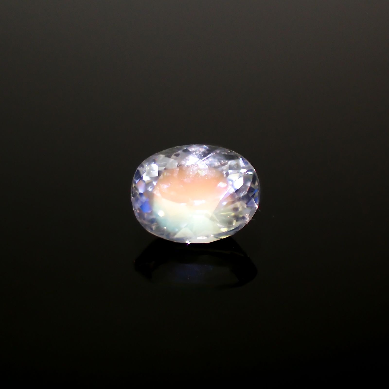 レインボームーンストーン(宝石名アンデシン・ラブラドライト