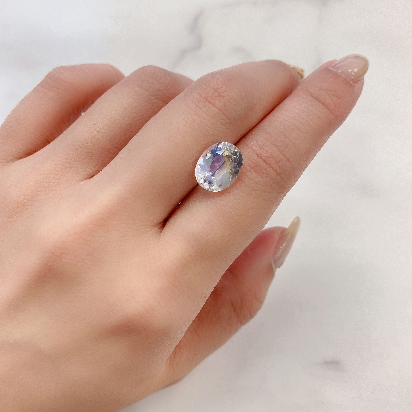 レインボームーンストーン(宝石名ラブラドライト) マダガスカル産