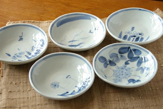 砥部焼の和食器 森陶房の銘々皿 【砥部工房 からくさ】