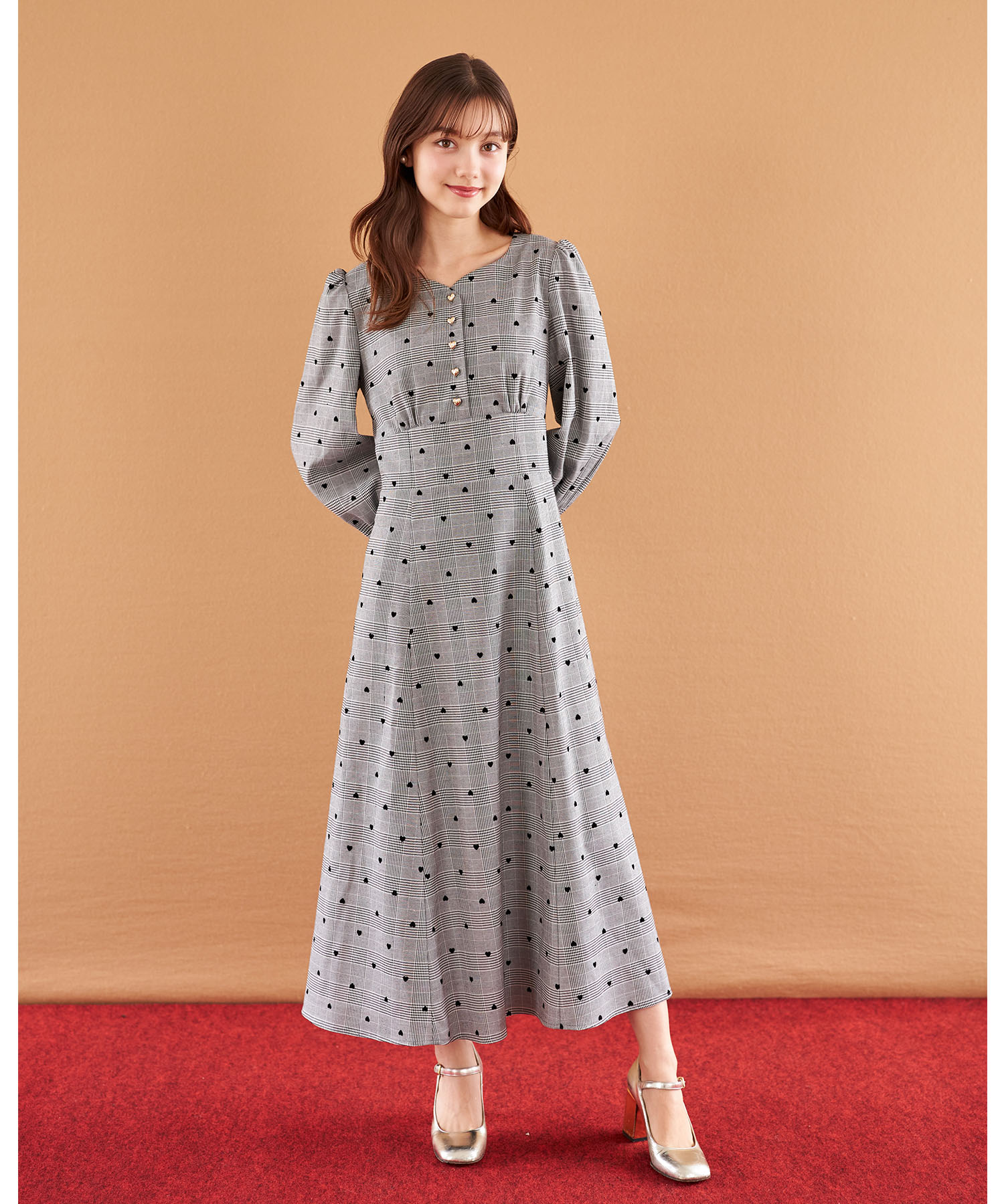 ハート釦バックレースアップハートフロッキー×チェックワンピース