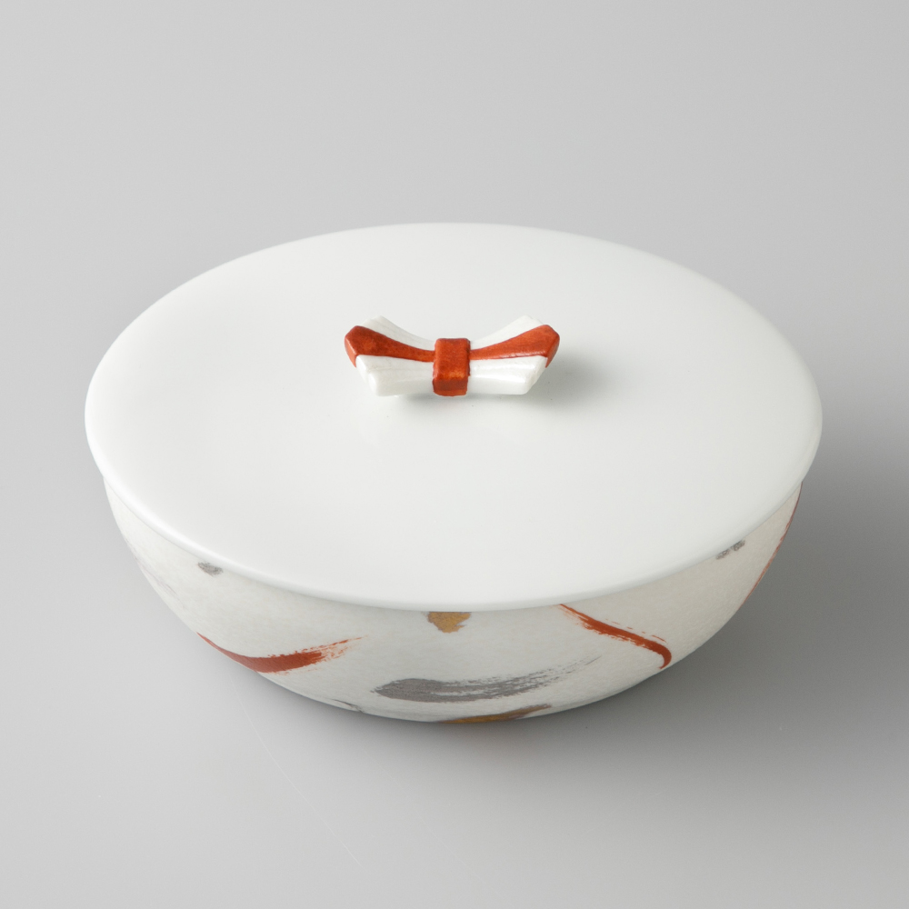 有田焼 伝平窯＞和彩金銀赤 4寸小判蓋物（白） | 商品詳細 | 高島屋