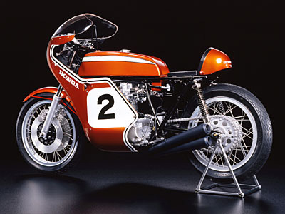 タミヤ 1/6 コレクターズクラブ・スペシャル Honda CB750 レーシング
