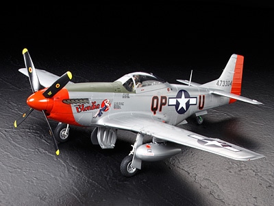 タミヤ 1/32 エアークラフトシリーズ ノースアメリカン P-51D
