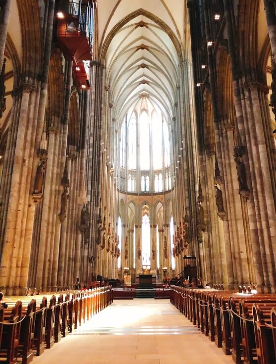 世界遺産】ケルン大聖堂観光の注意点2025｜宗教行事の時間を要確認