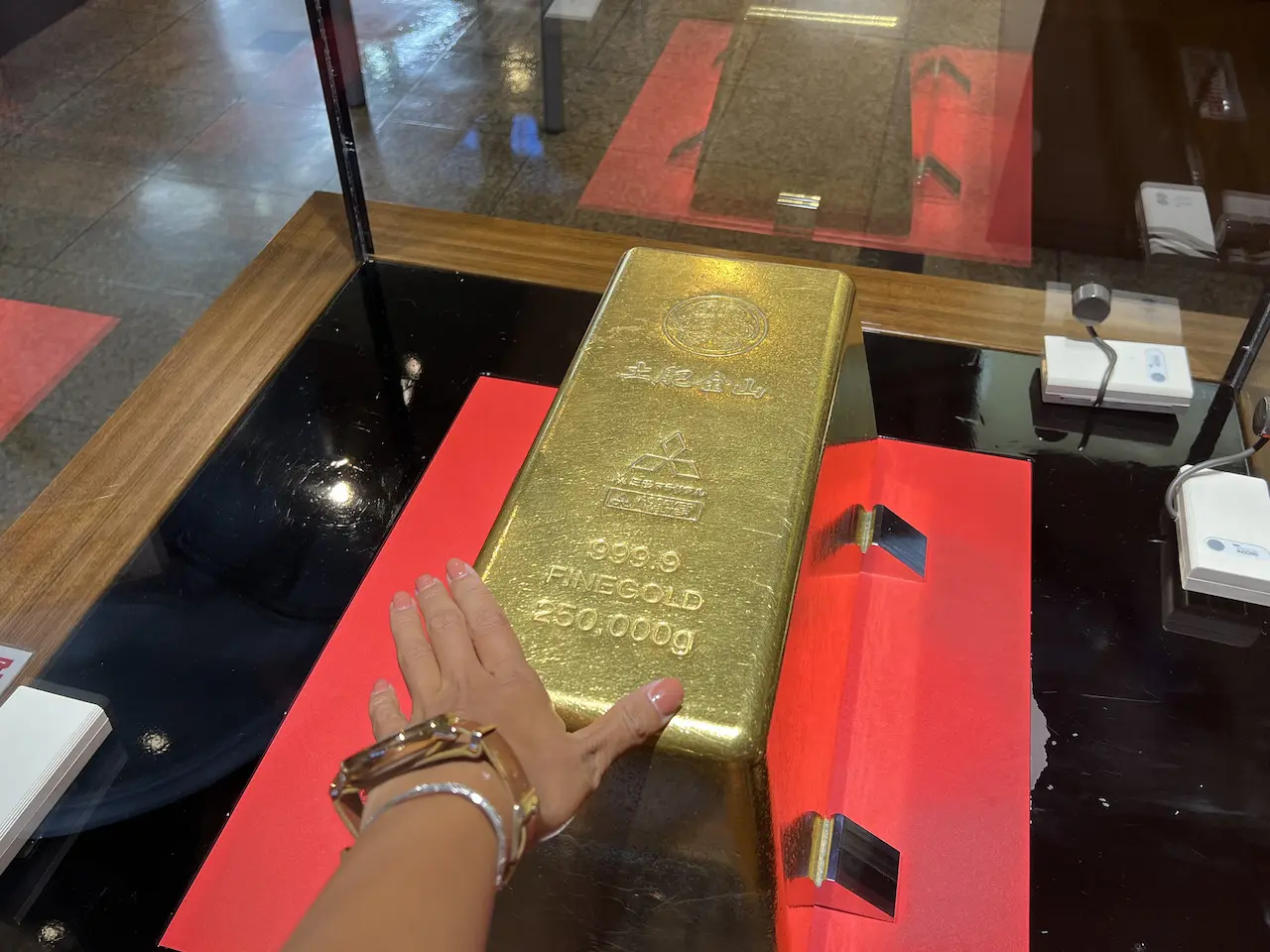 砂金採りに挑戦！西伊豆・土肥金山で貴重な体験や見学を楽しもう