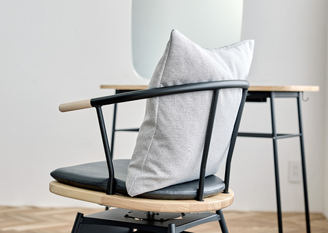 Smoå chair 02 | チェア | 製品情報 | タカラベルモント