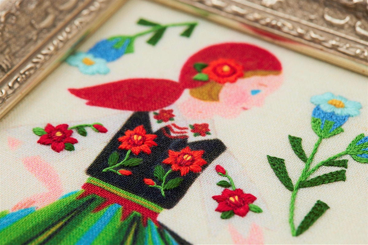 柏木リエさん×bitteさん 民族衣装の刺繍フレーム「ポーランド