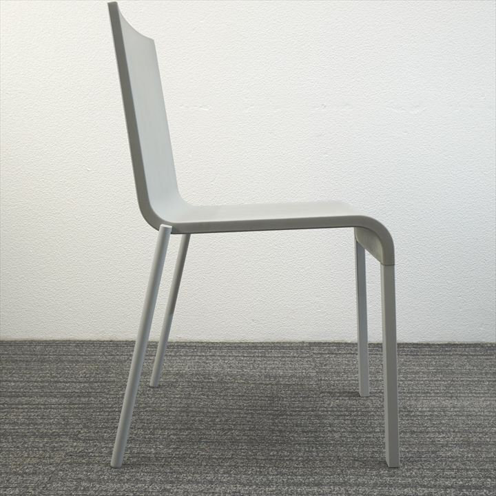 ヴィトラ .03(ゼロスリー) スタッキングチェア グレー 特価品- 中古