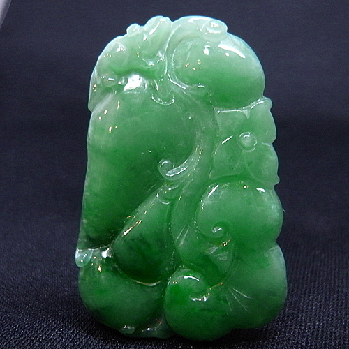 翡翠 ひすい ペンダントトップ瓢箪 霊芝 - 横浜中華街天宝堂本店