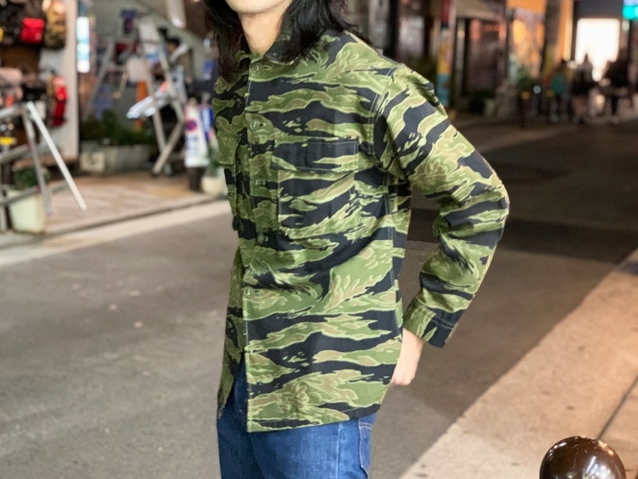 超速報※】 60's タイガーカモストライプジャケット、奇跡の2着入荷しま