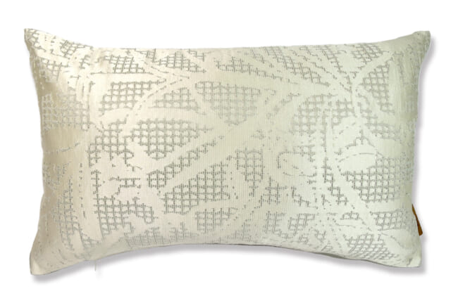 アルマーニカーザ ジンファ パイピング 横長 クッション グレージュ 48