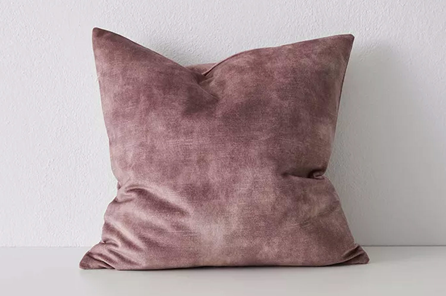 プリントベルベット クッションカバー Dusk 50×50cm – ザ クッション