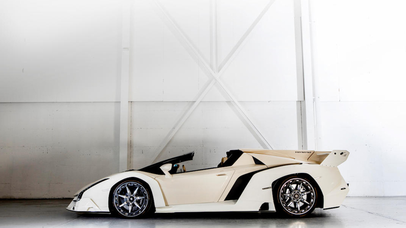 2014 Lamborghini Veneno Seized From Corrupt Official Sells for
