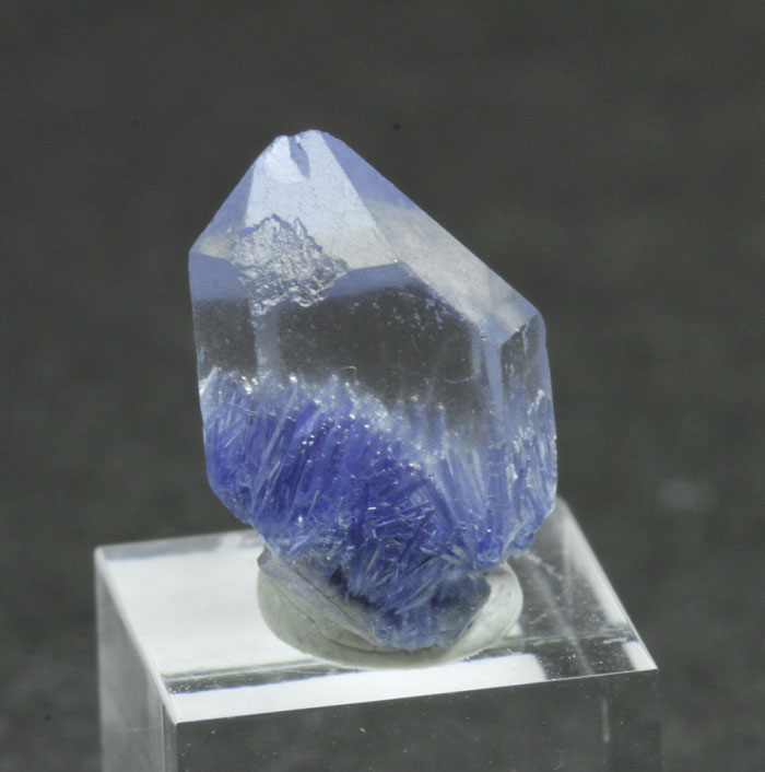 デュモルチェライトインクォーツ【意味・効果・商品】2025年版