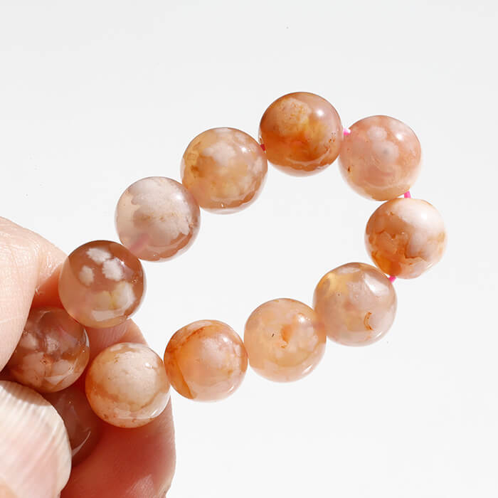 桜瑪瑙の意味・効果とは？相性の良い石の組み合わせや石言葉も解説