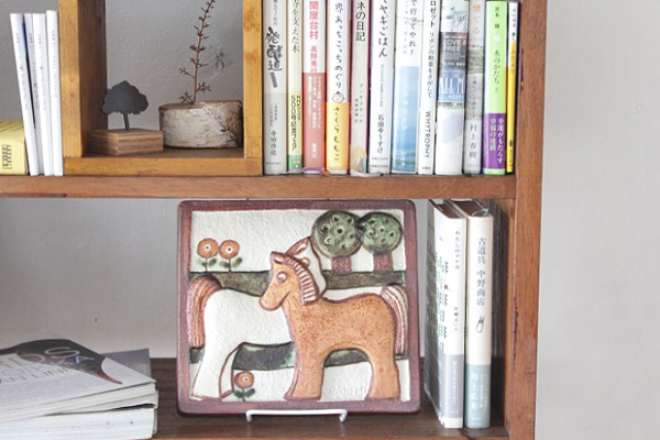 Soholmスーホルム お馬のカップル 陶板 / Noomi Backhausen