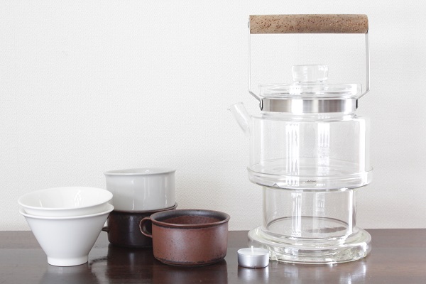 Signe Persson-Melin ガラスのティーポットとウォーマーのセット (フタ