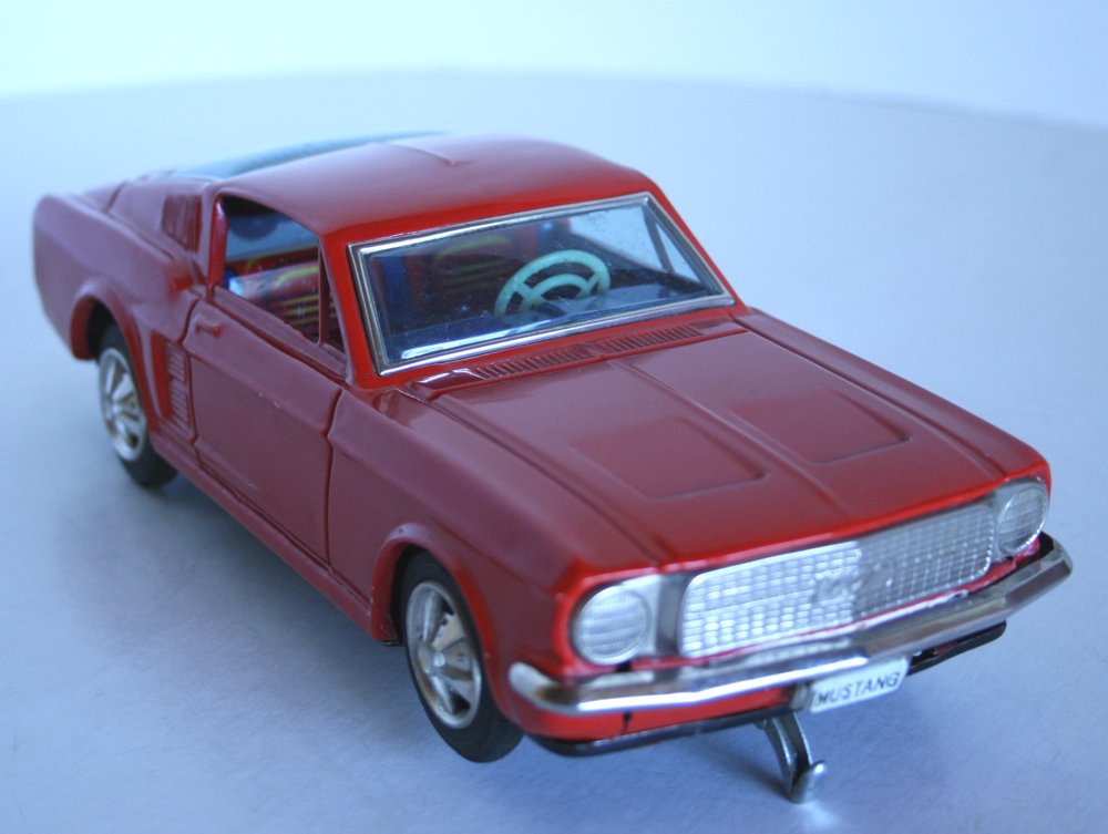 Taiyo Japan 60's Ford Mustang Mach1 Battery Operated 10 inches (25