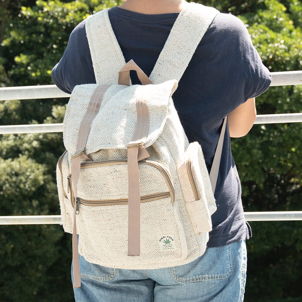 ヘンプ素材のナチュラルバックパック の通販[送料無料] - TIRAKITA.COM
