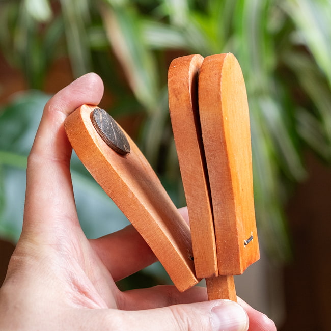 振るとバチバチ音が鳴る 木製クラッパー バリ島の打楽器｜手作り
