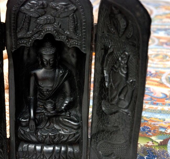 仏像 観音開きの阿弥陀如来像(20cm) チベット 密教 ブッダ像