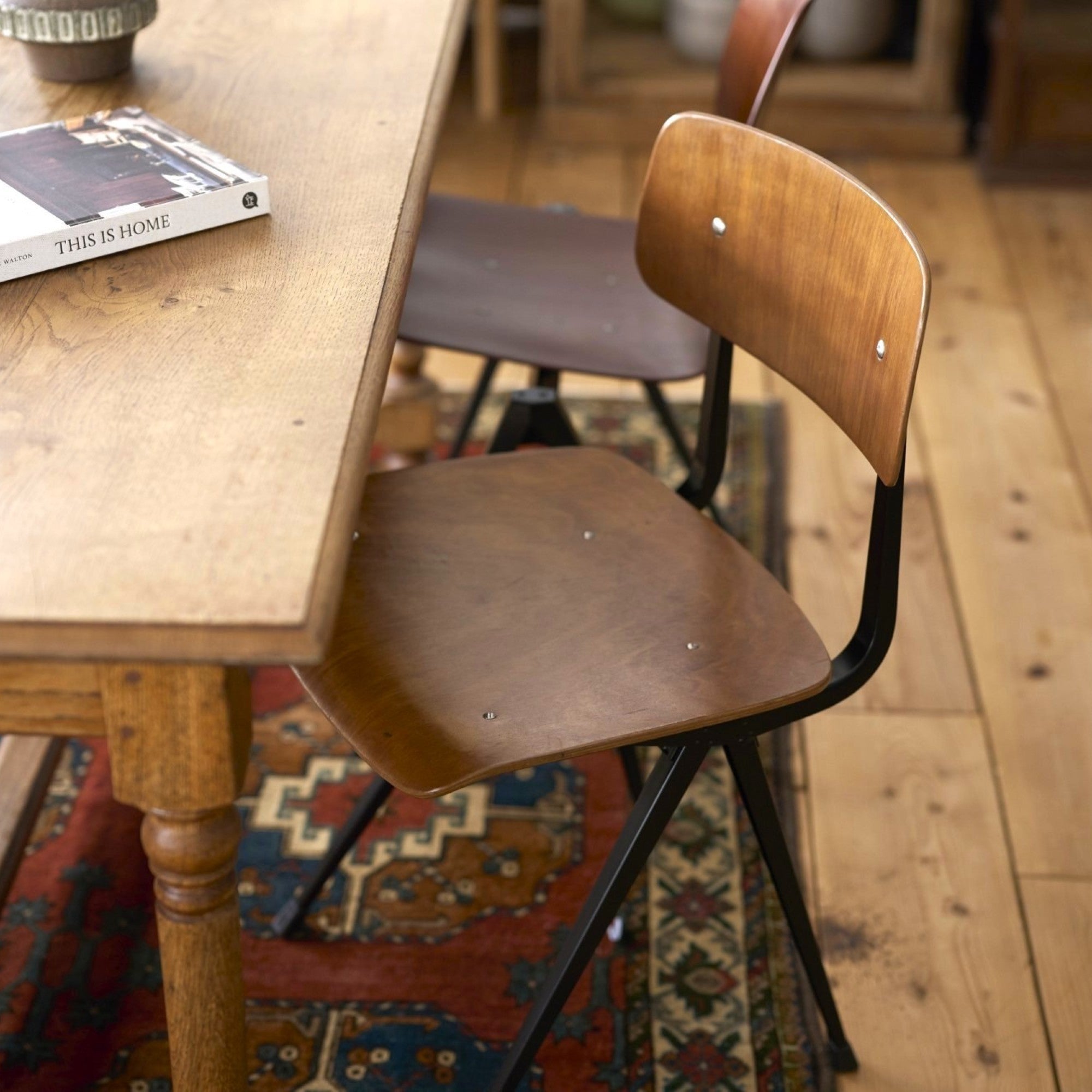 ヴィンテージ家具 | Result Chair (リザルト・チェア) | Ahrend社