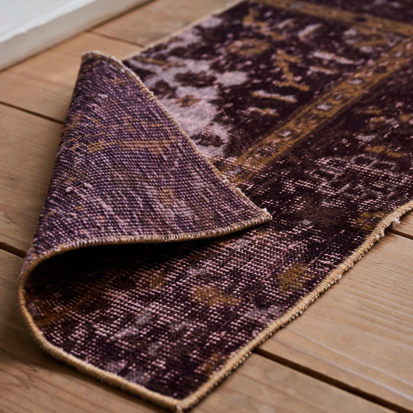 ヴィンテージラグ | トルコ・ドアサイズ No.03 | 赤紫色 | 84×43 – tiflo