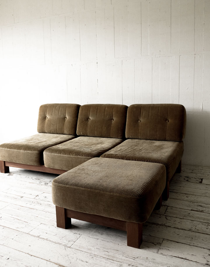 LOUNGE SOFA OTTOMAN | TRUCK FURNITURE