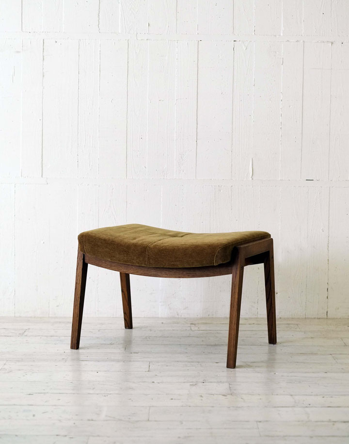 FURROWED-LEATHER STOOL－WOOD FRAME | TRUCK FURNITURE