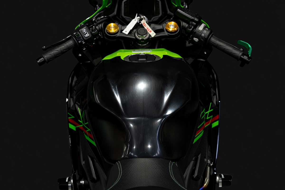 トリックスター / Ninja ZX-25R/ZX-4R スポーツタンクカバー