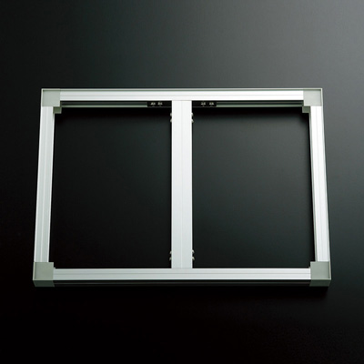 スチール枠にエクスパンドメタル のディスプレイステージ スチール枠に