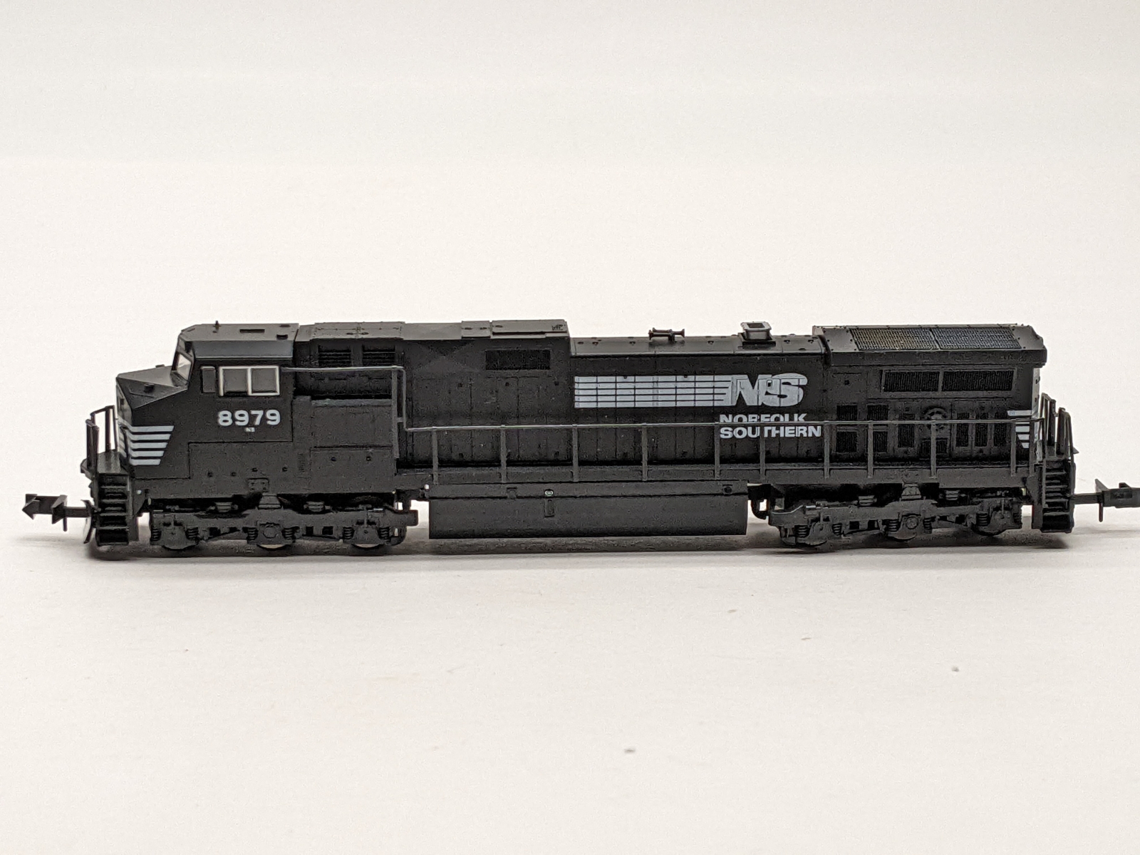 Kato 176-3702 N C44-9W - Norfolk Southern / NS #8979 For Sale