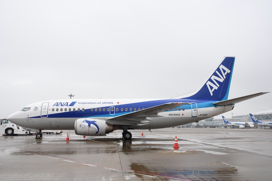 機長も共に”ラストフライト ANAのスーパードルフィン、25年の活躍に幕