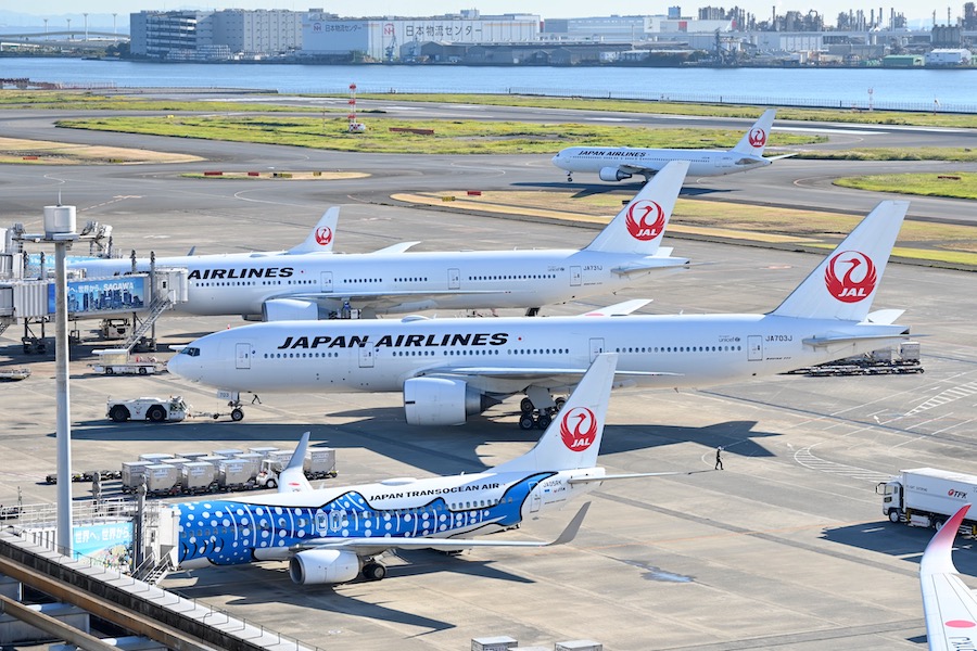 JAL最後の777-200ER、退役カウントダウン 国内線投入の777-300ERと羽田