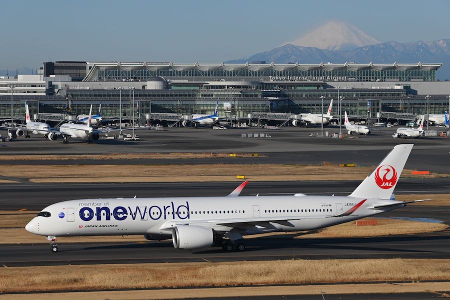 JAL、ワンワールド塗装のA350「JA15XJ」運航開始 羽田〜那覇・伊丹線
