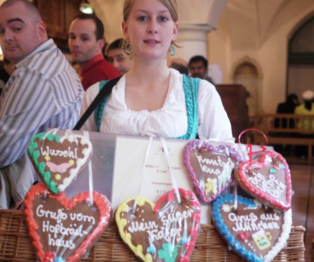 世界中のビール好きが集うミュンヘンの名門ビアホール「ホフブロイ