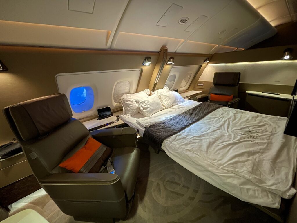 最新！【シンガポール航空 スイートクラス】SQスイート搭乗記！ダブル