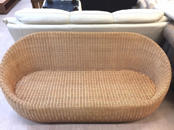 コスパ◎！ニトリのラタン3人掛けエッグソファ 買取入荷｜2019年02月22