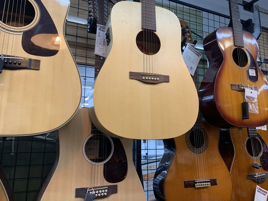 100本限定の希少な1本Burny MG-145SW hideモデル入荷致しました