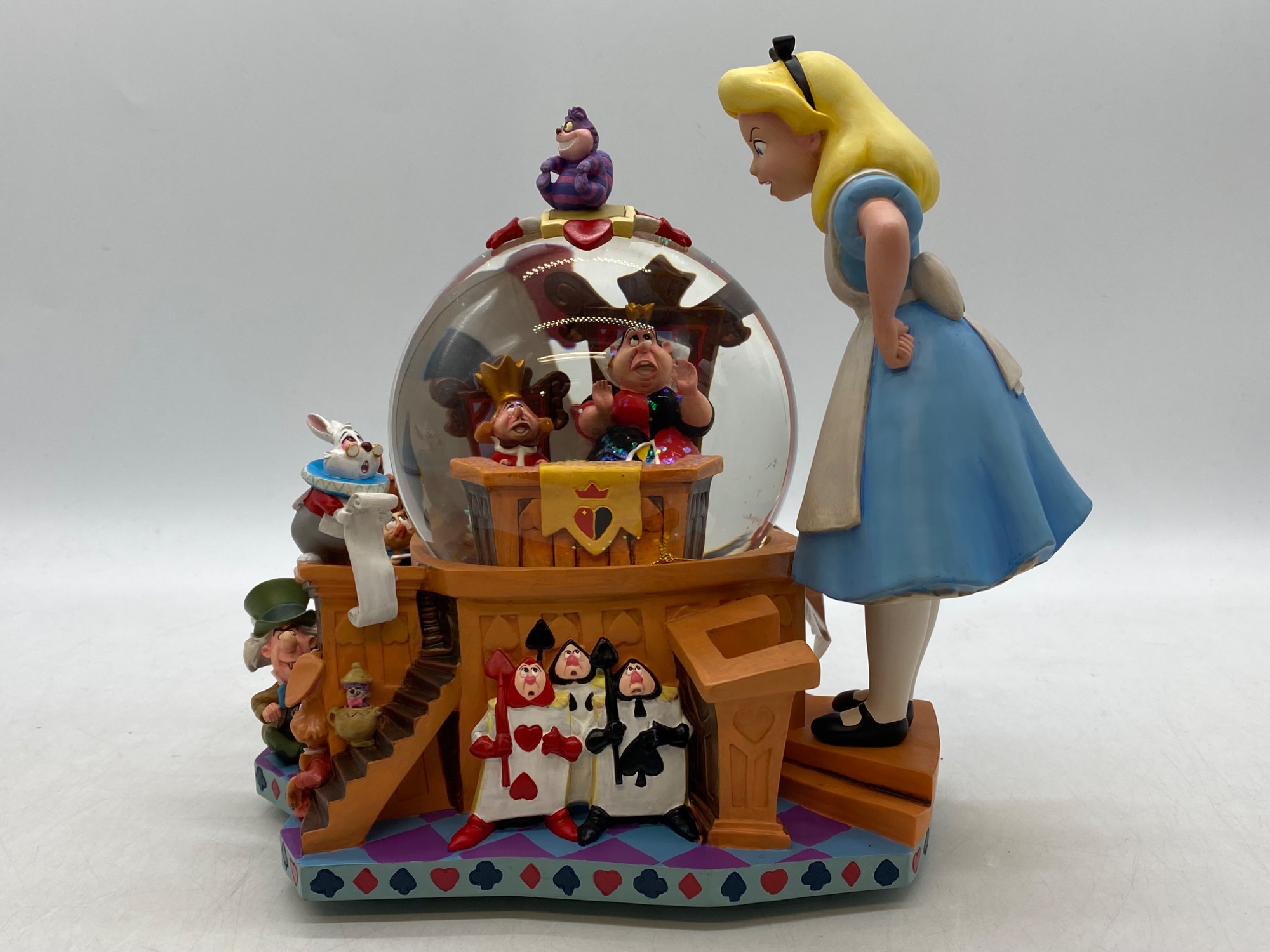 不思議の国のアリス『オルゴール付スノードーム』を買取入荷いたしまし