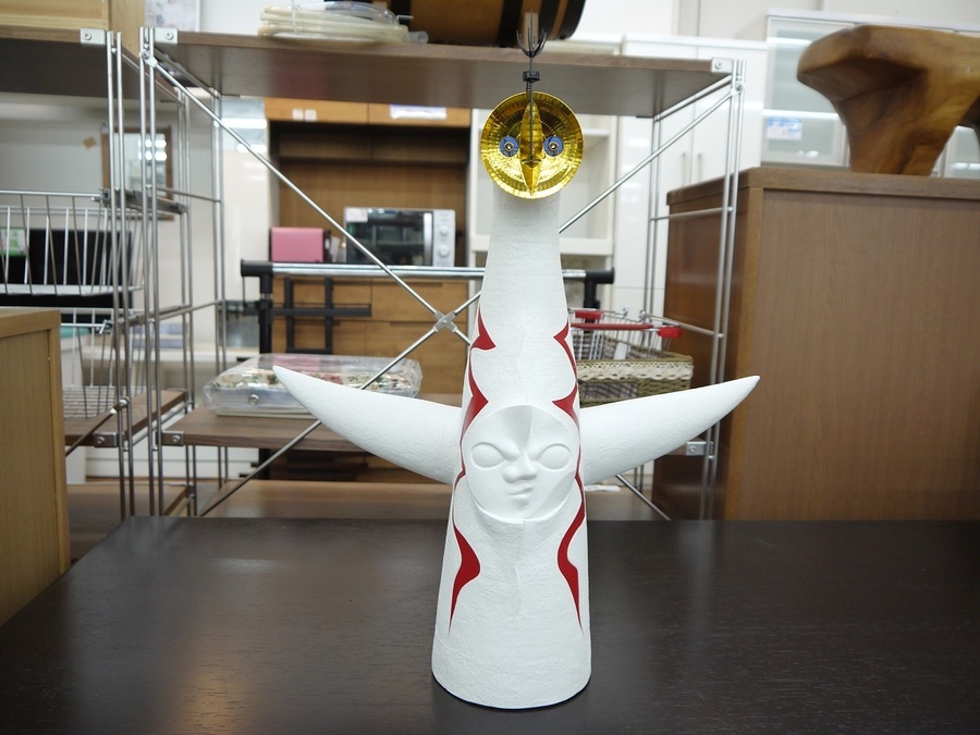 海洋堂の1/144スケール太陽の塔が入荷しました！｜2022年03月30日