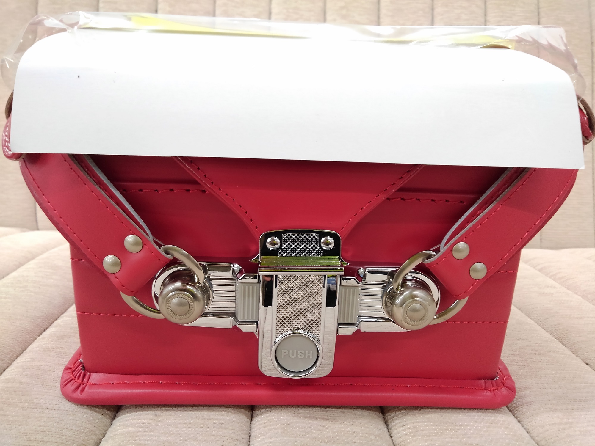 未使用品！】キッズアミ2018年モデルのランドセル入荷しました♪【練馬